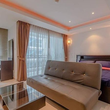 Avenue Residence C5 Паттая Екстер'єр фото
