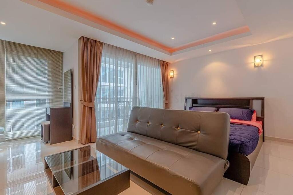 Avenue Residence C5 Паттая Екстер'єр фото